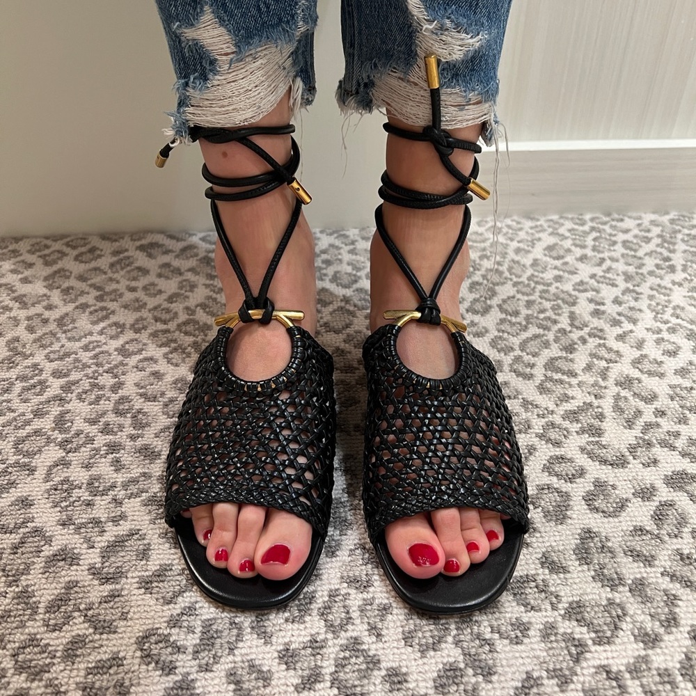 Never worn ferragamo lanio woven leather sandals with ankle tie - Picture 2 of 10